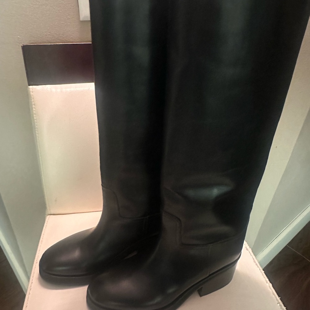 Woman’s Jimmy Choo Boots
